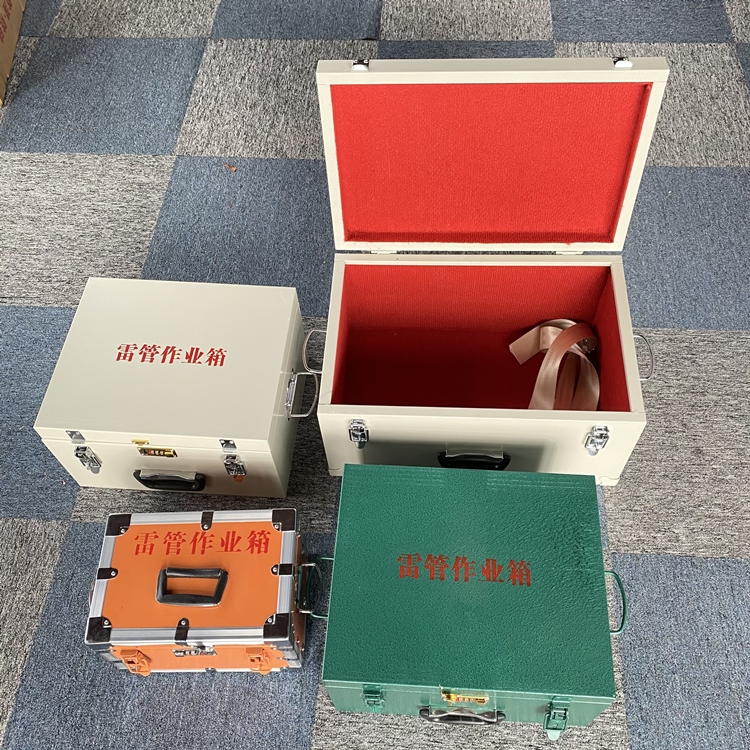 宜丰爆破工程作业箱如何选择？玻璃钢与传统材质的全面对比